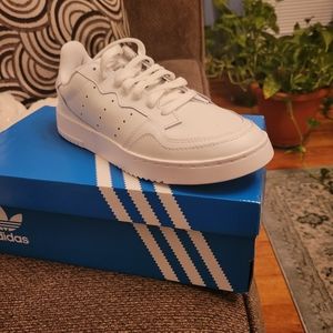 Adidas tennis shoes